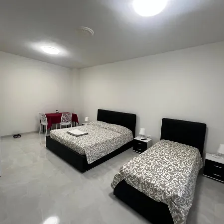 Casa Roma Rooms&apartments ゲストハウス
