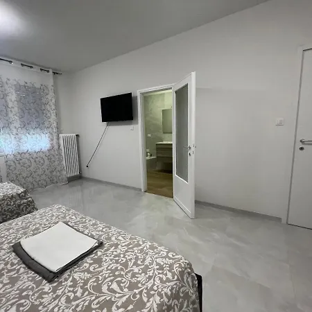 Гостевой дом Casa Roma Rooms&apartments